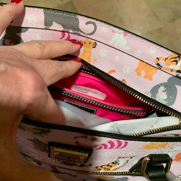 Disney Parks Dooney & Bourke 2024 Cats Tote Bag Purse - Picture 4 of 4